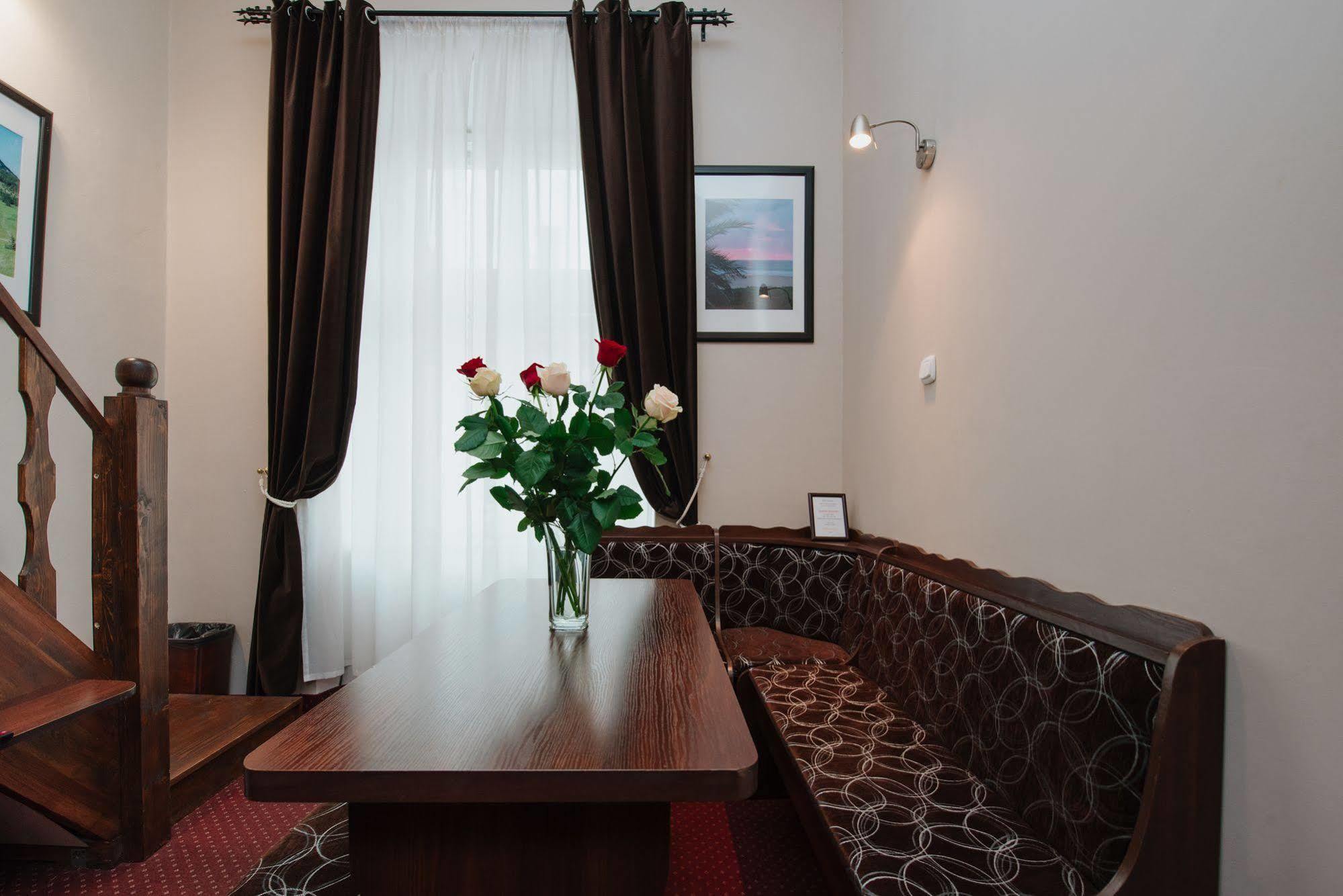 Rembrandt Aparthotel Krakau Buitenkant foto