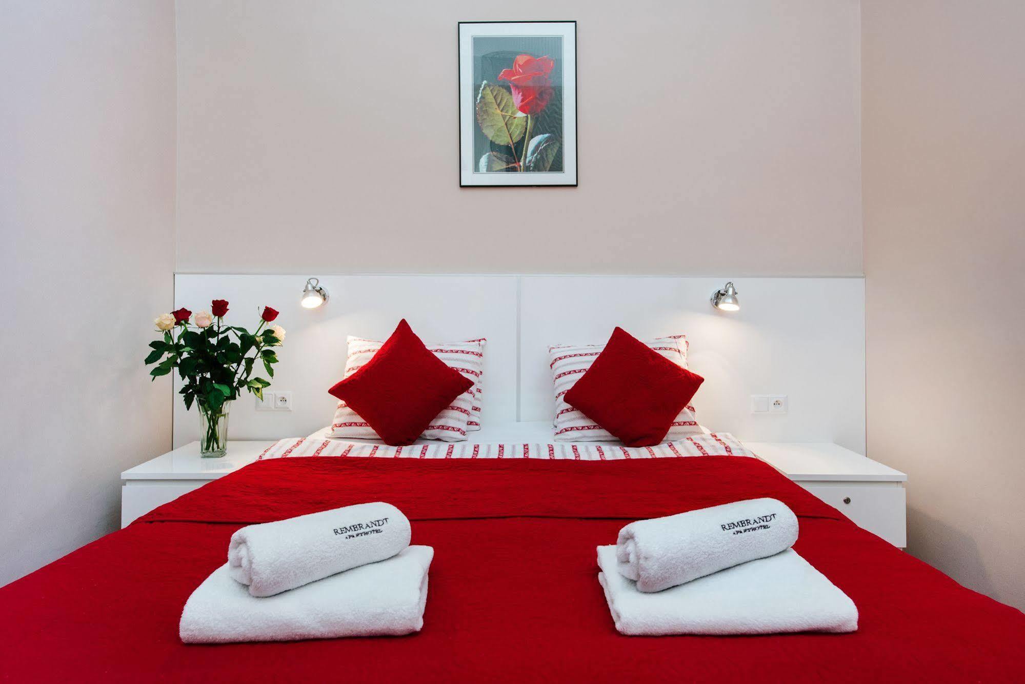 Rembrandt Aparthotel Krakau Buitenkant foto