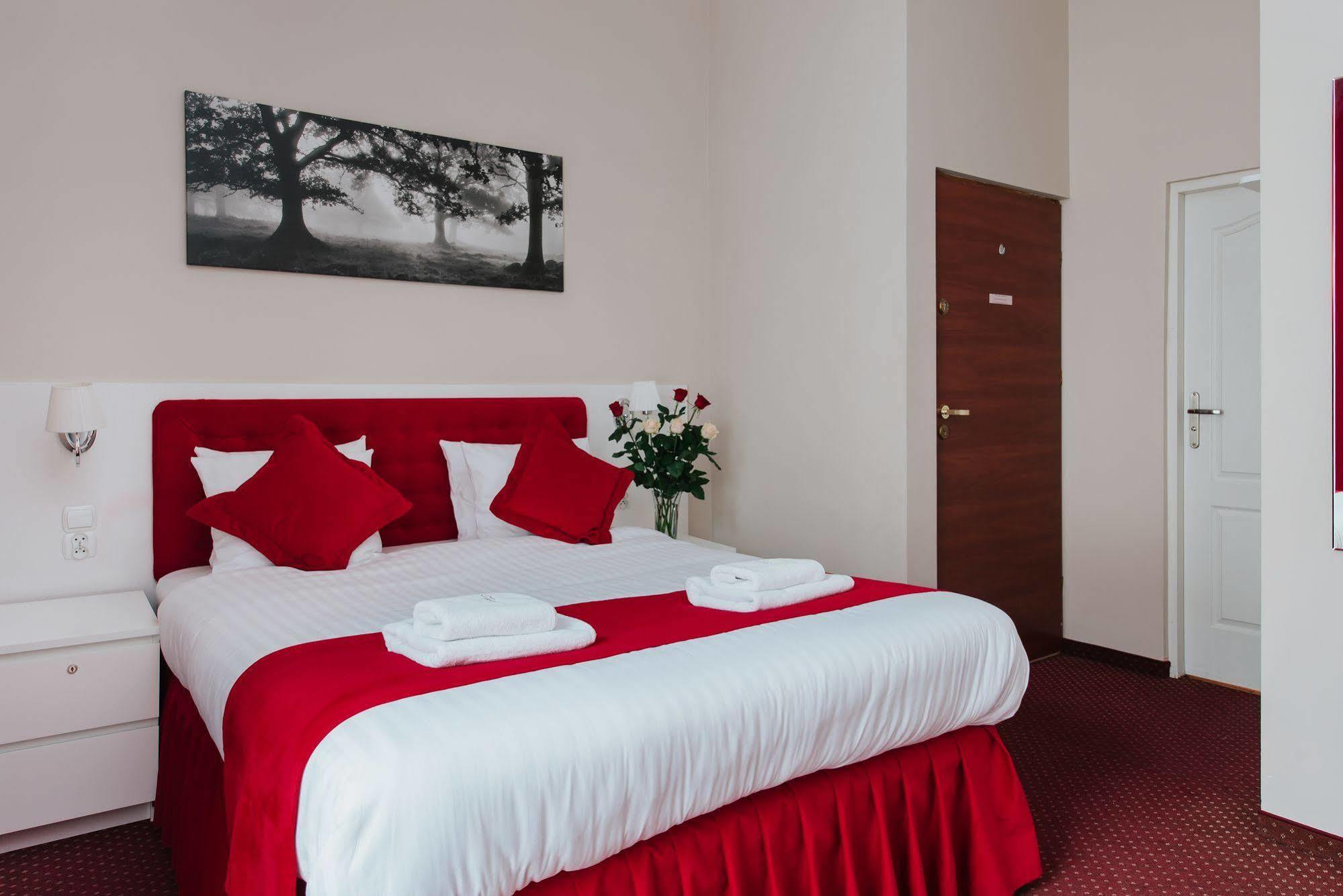 Rembrandt Aparthotel Krakau Buitenkant foto