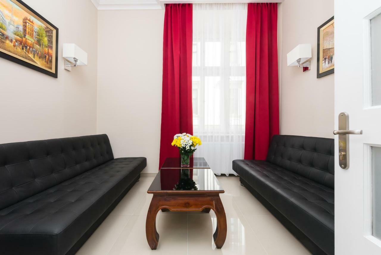 Rembrandt Aparthotel Krakau Buitenkant foto