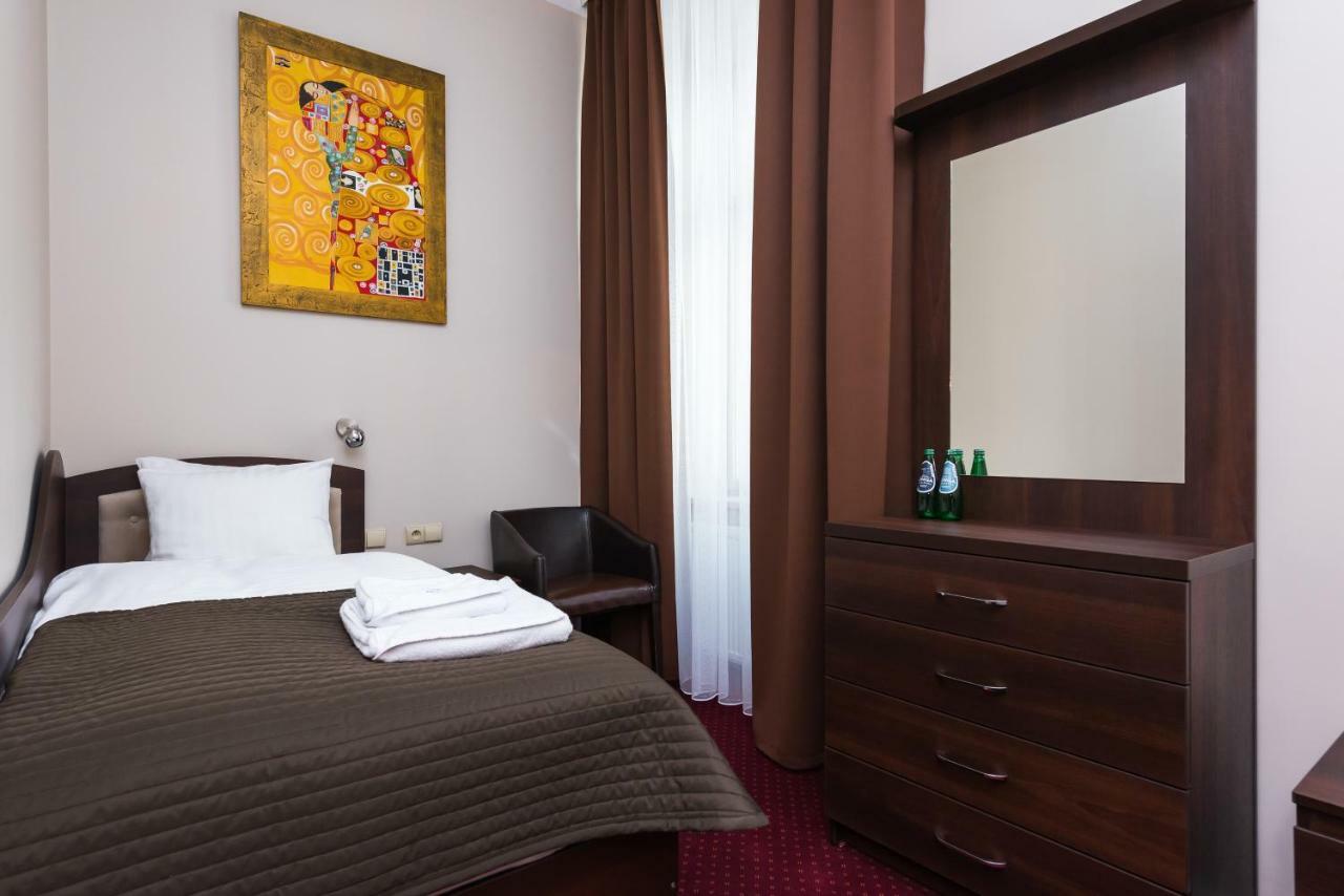 Rembrandt Aparthotel Krakau Buitenkant foto